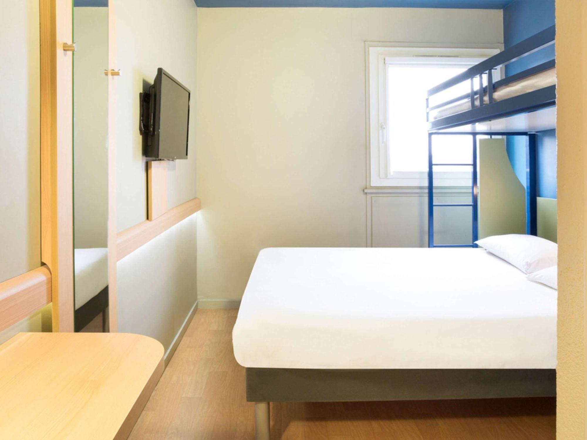 Ibis Budget Thonon Les Bains 외부 사진