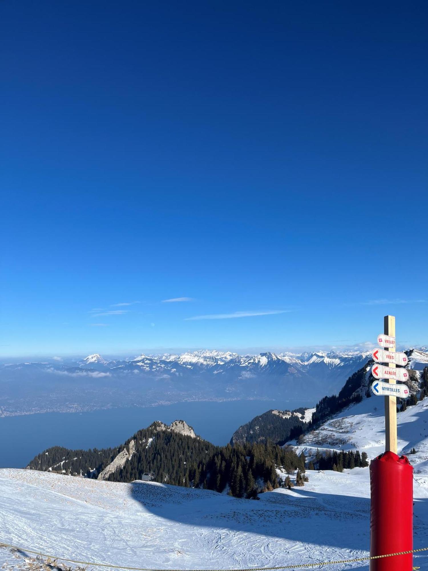 Ibis Budget Thonon Les Bains 외부 사진